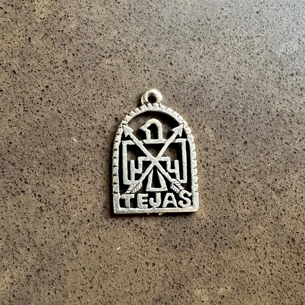James Avery Waldemar Tejas Charm